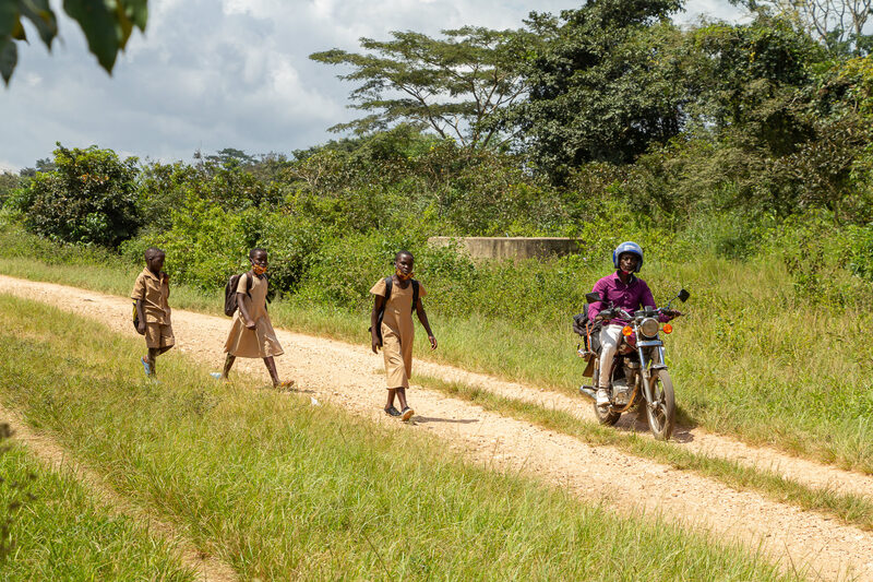 Chemin Togo moto